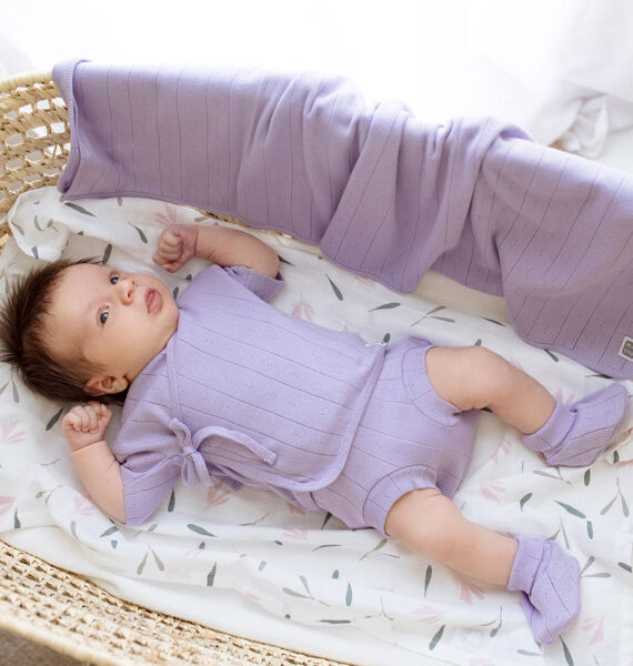 Patucos bebé 100% algodón canalé calado KOMO